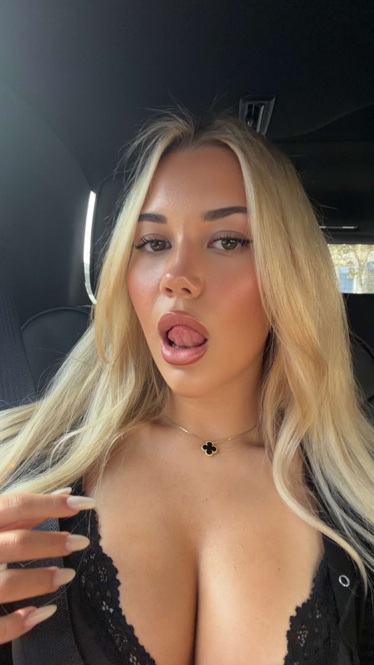 samantrasunny snapchat image archive image