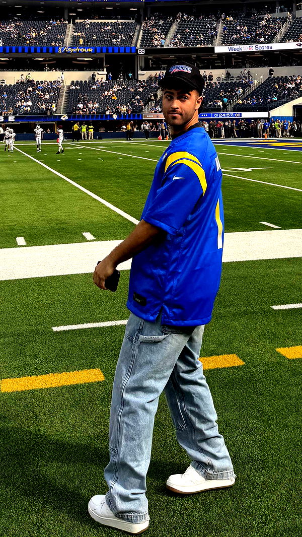 samantrasunny image ~ Altpins