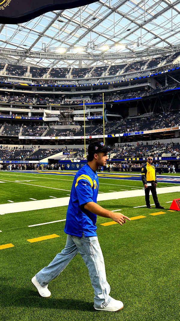 samantrasunny image ~ Altpins