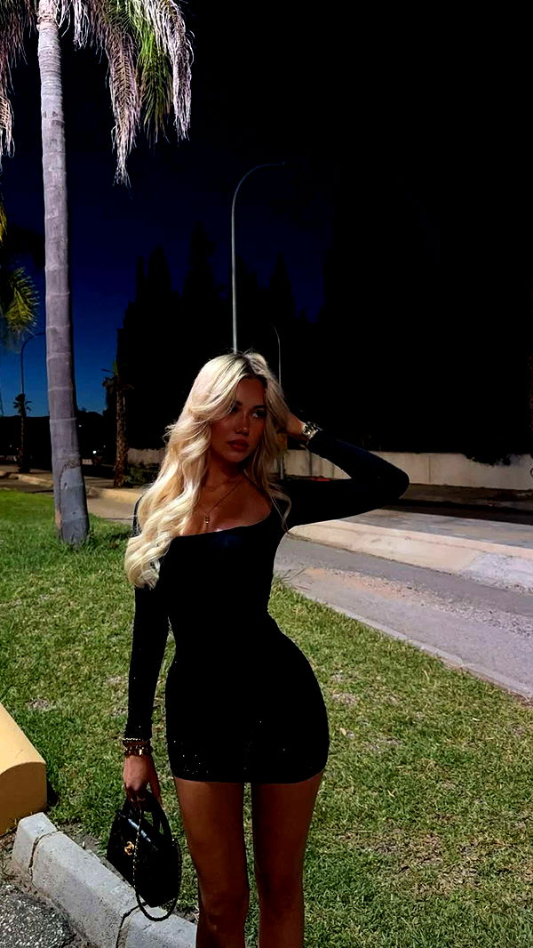 samantrasunny image ~ Altpins