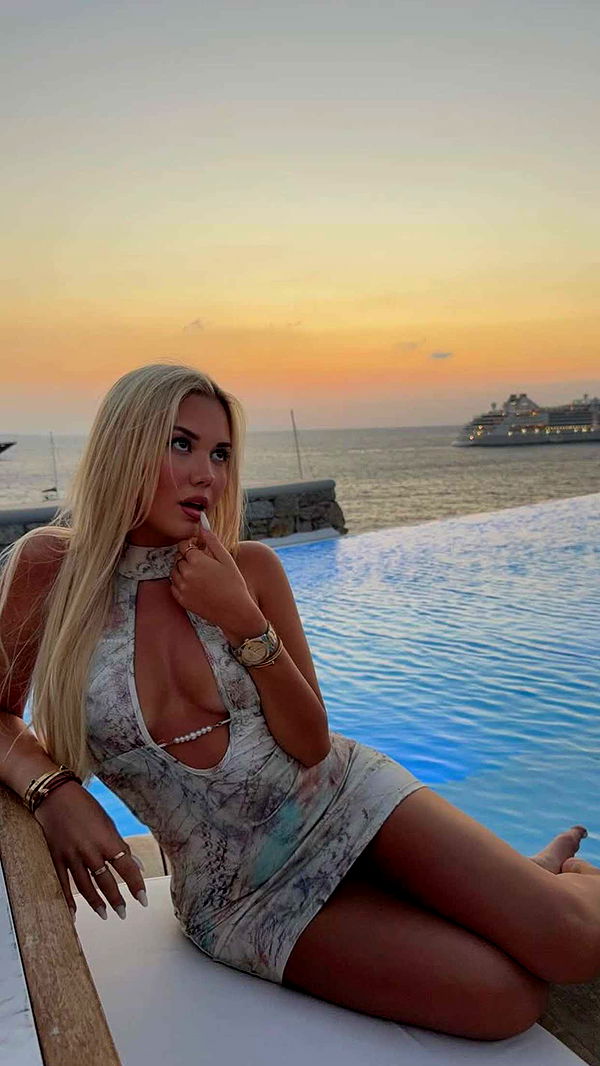 samantrasunny image ~ Altpins