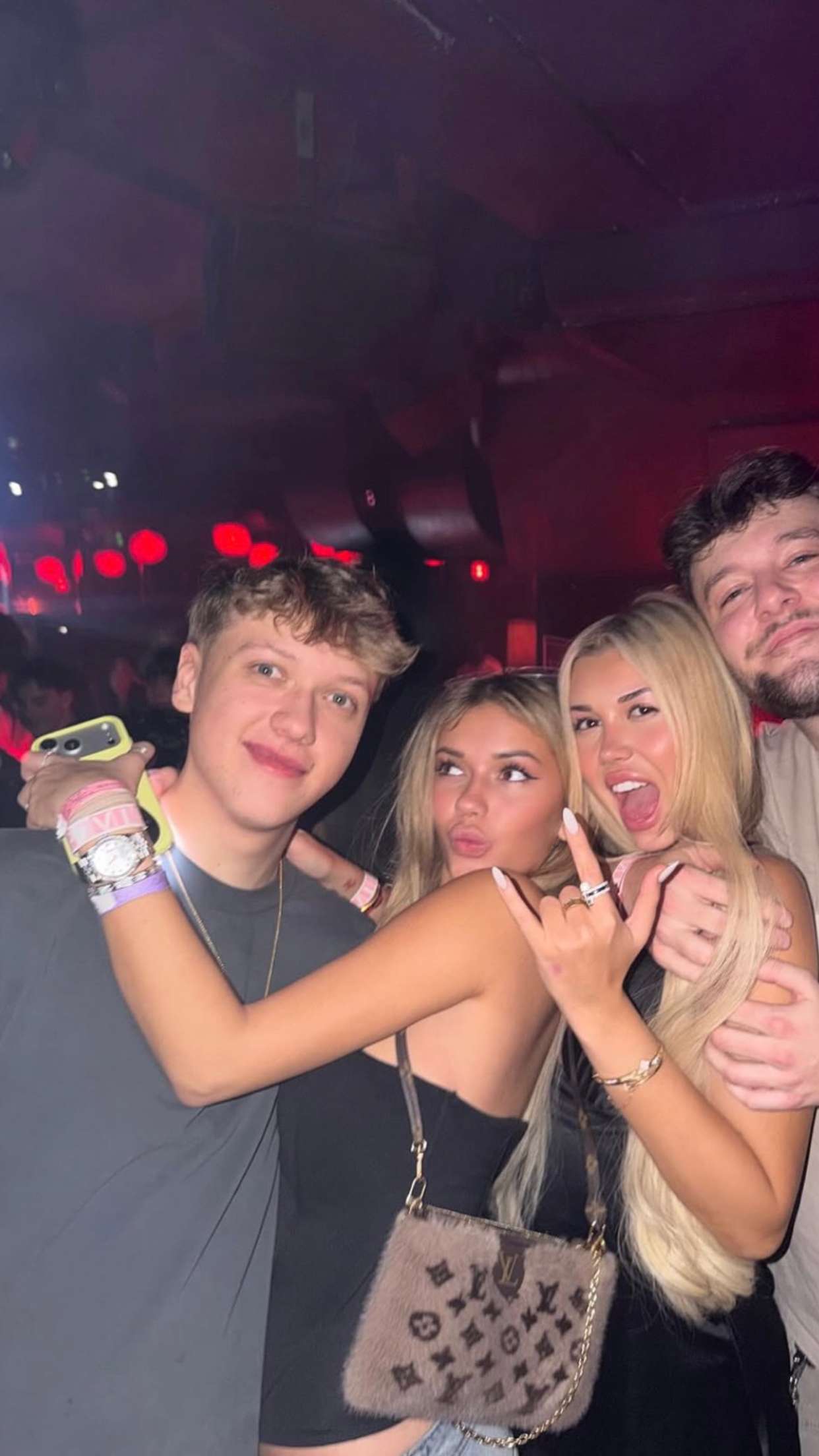 samantrasunny snapchat image archive image