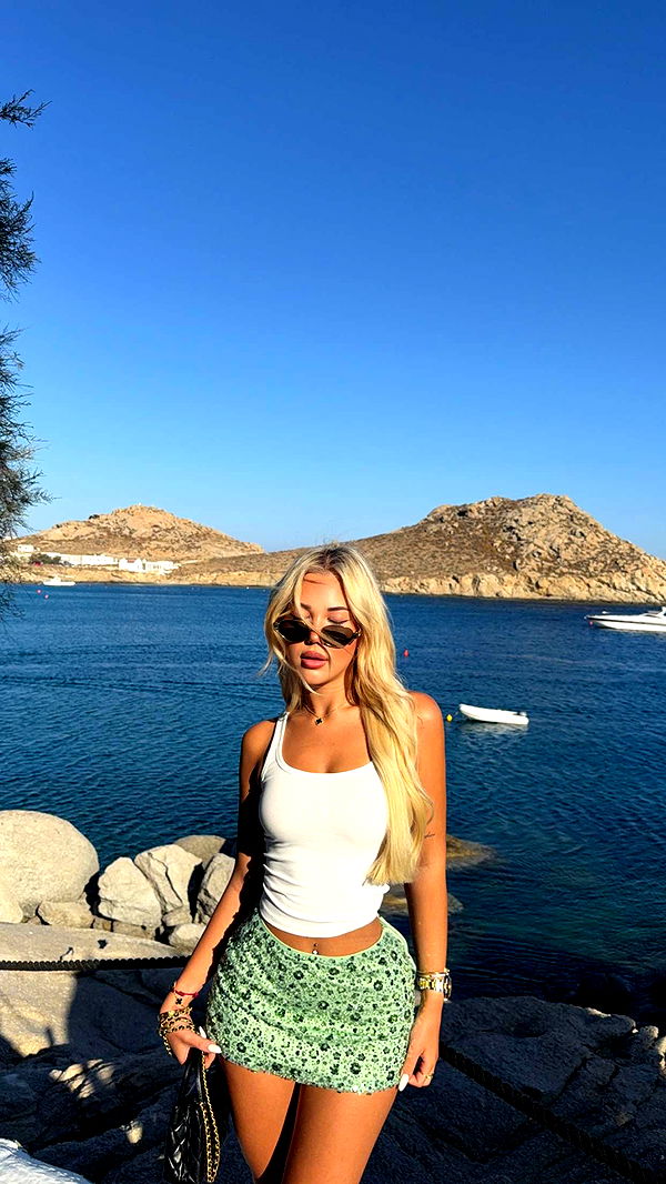 samantrasunny image ~ Altpins