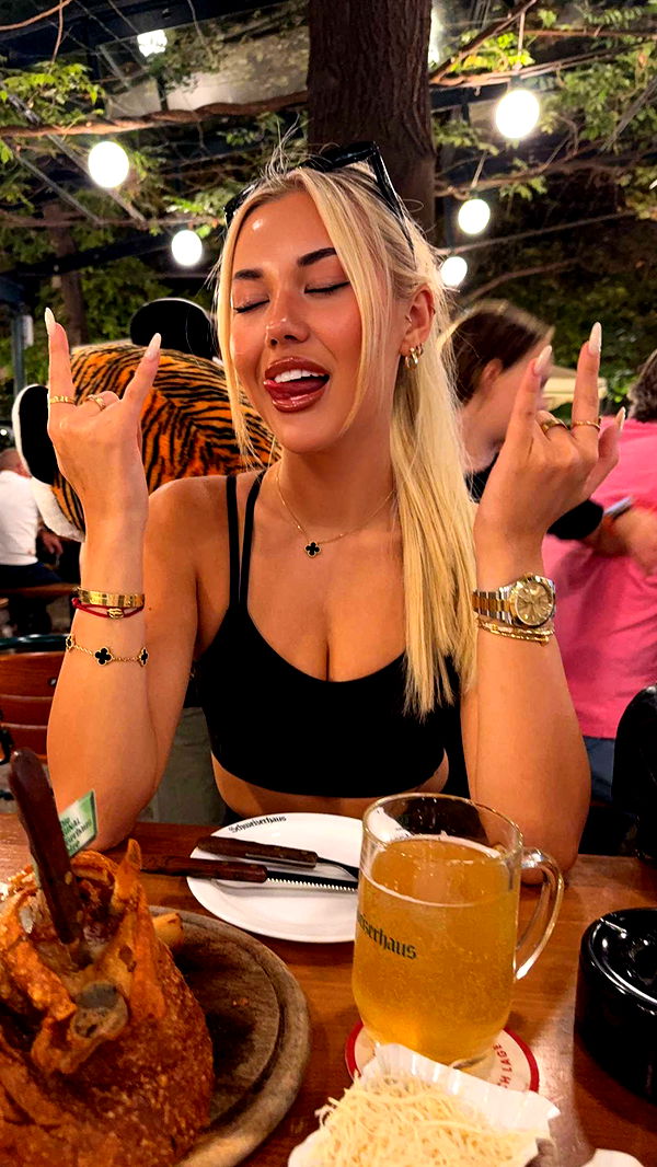 samantrasunny image ~ Altpins