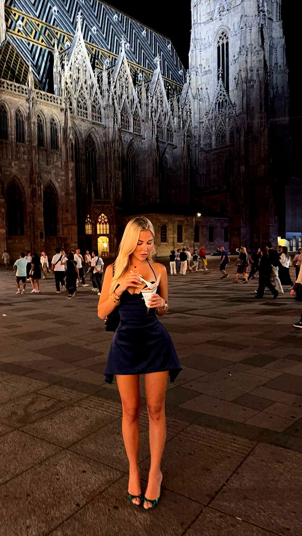 samantrasunny image ~ Altpins