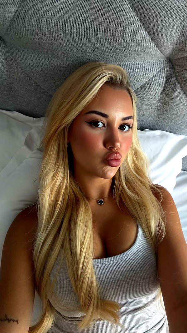 samantrasunny image ~ Altpins