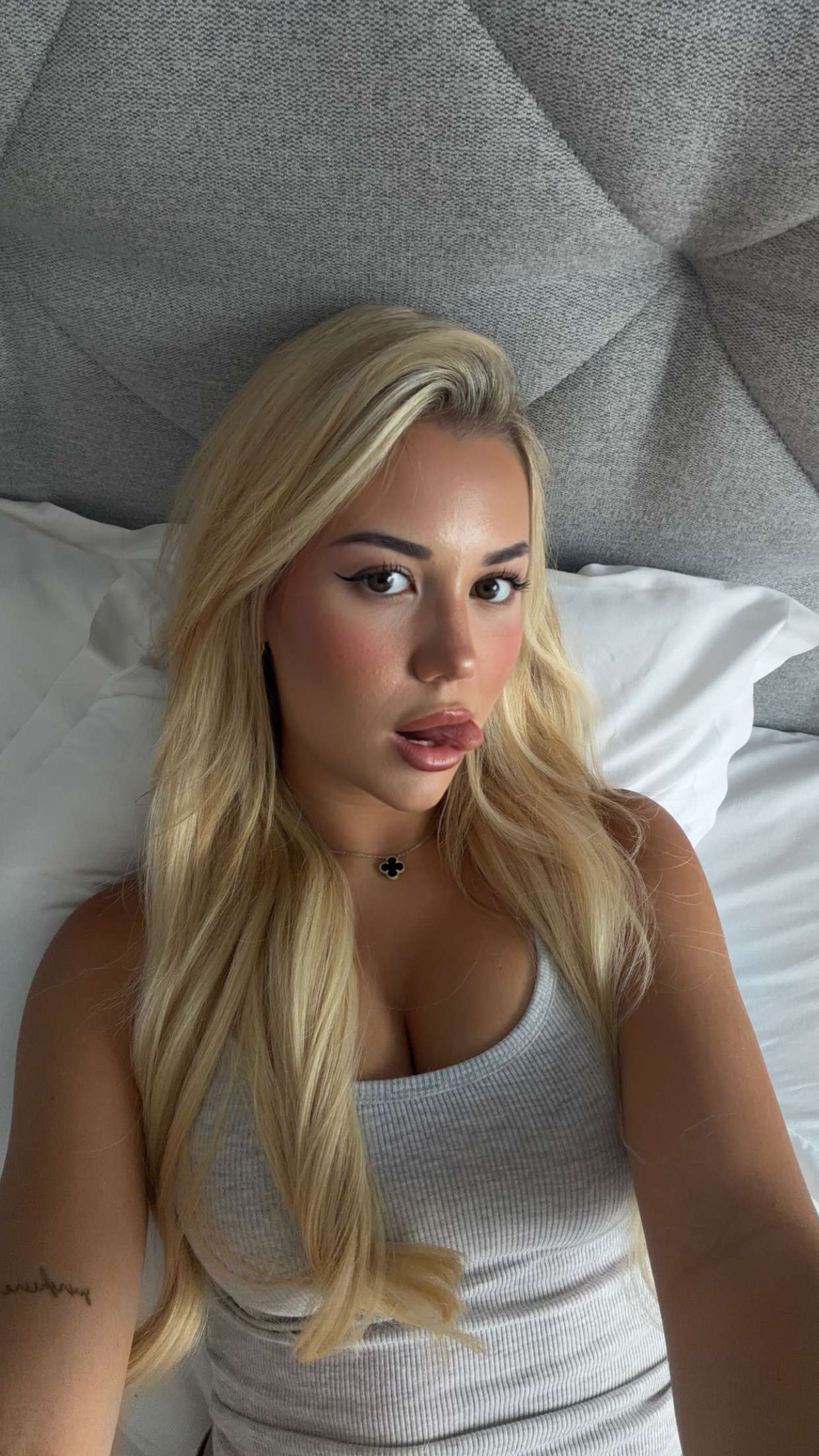 samantrasunny snapchat image archive image