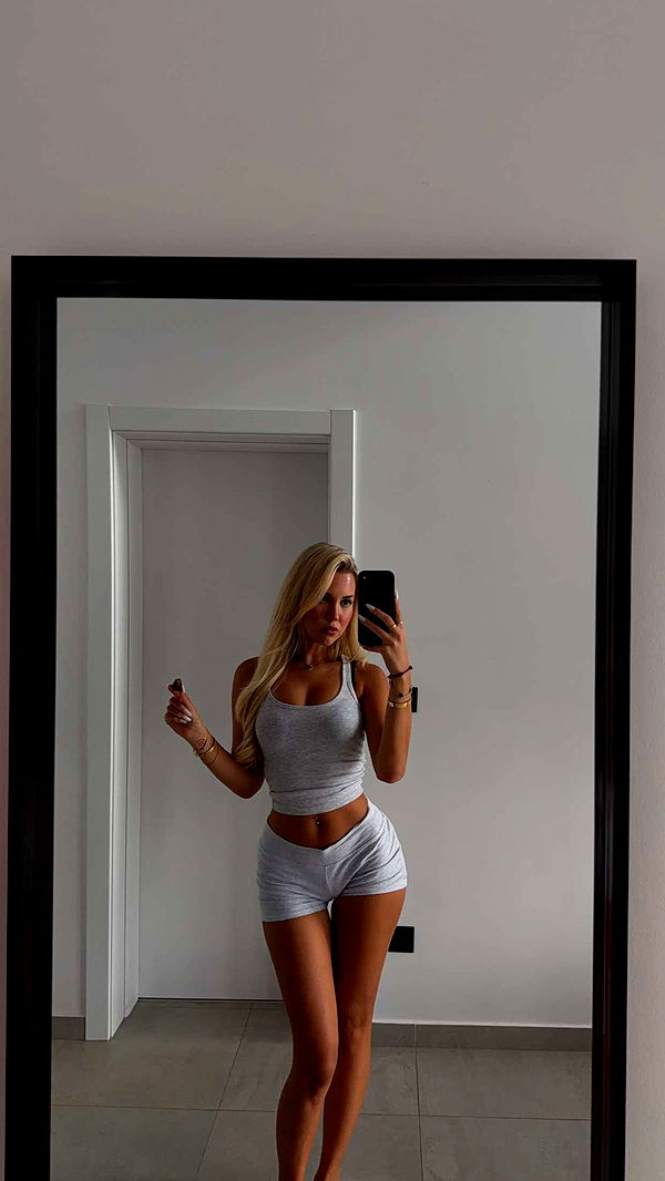 samantrasunny image ~ Altpins