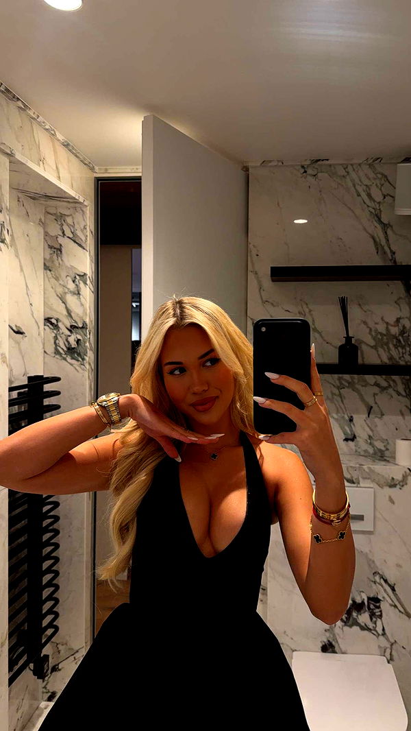 samantrasunny image ~ Altpins