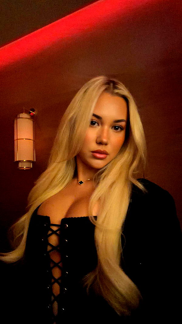 samantrasunny image ~ Altpins