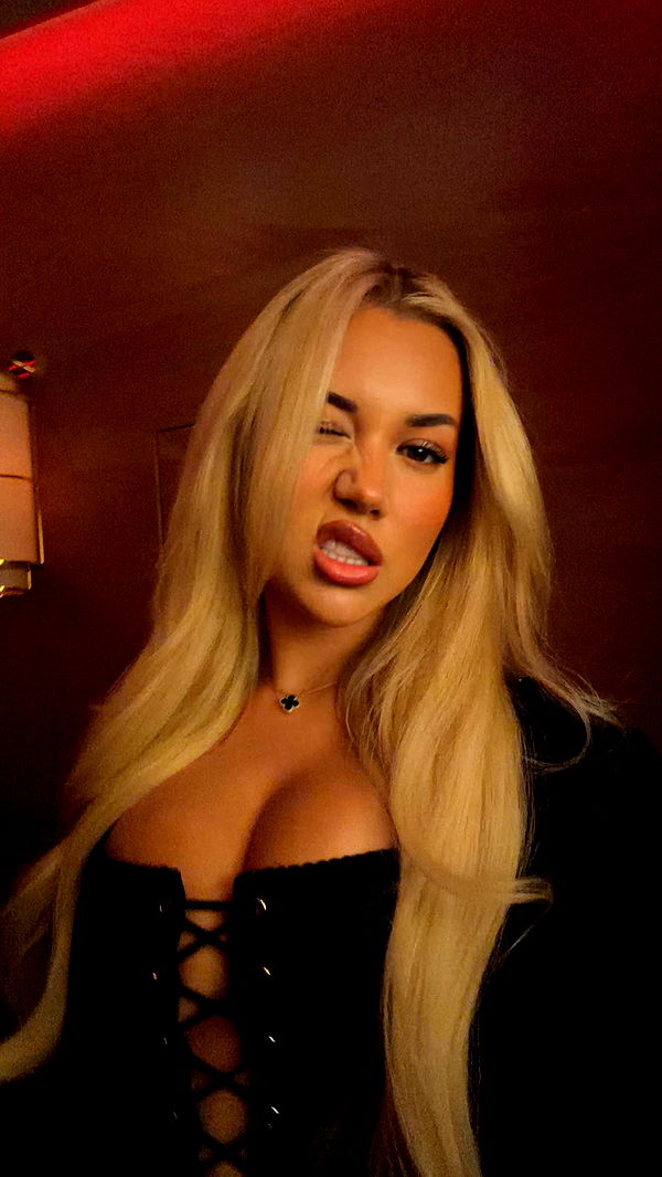 samantrasunny image ~ Altpins