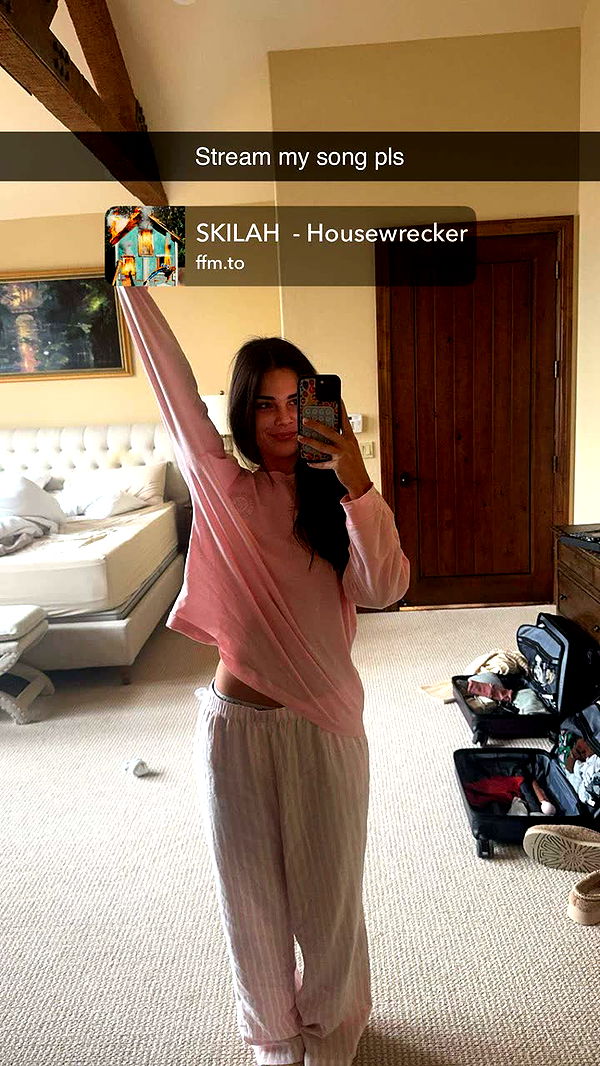 skilahblue image ~ Altpins