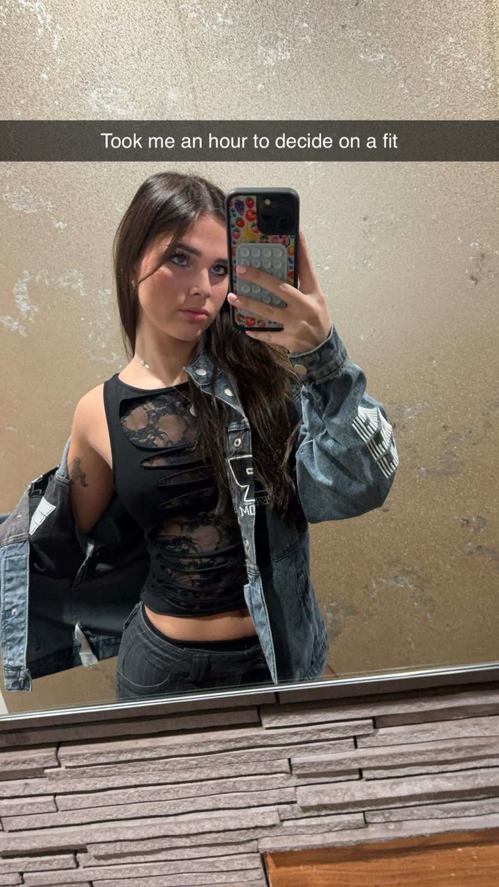 skilahblue snapchat image archive image