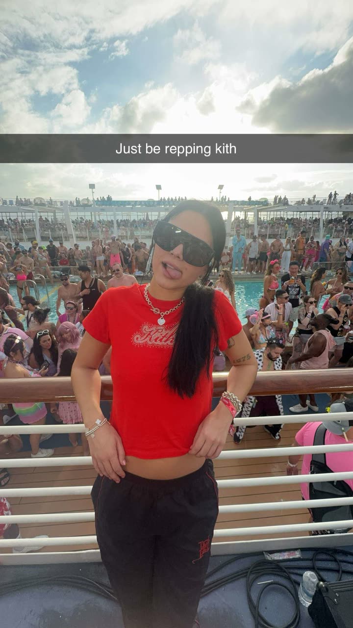 skilahblue snapchat image archive image