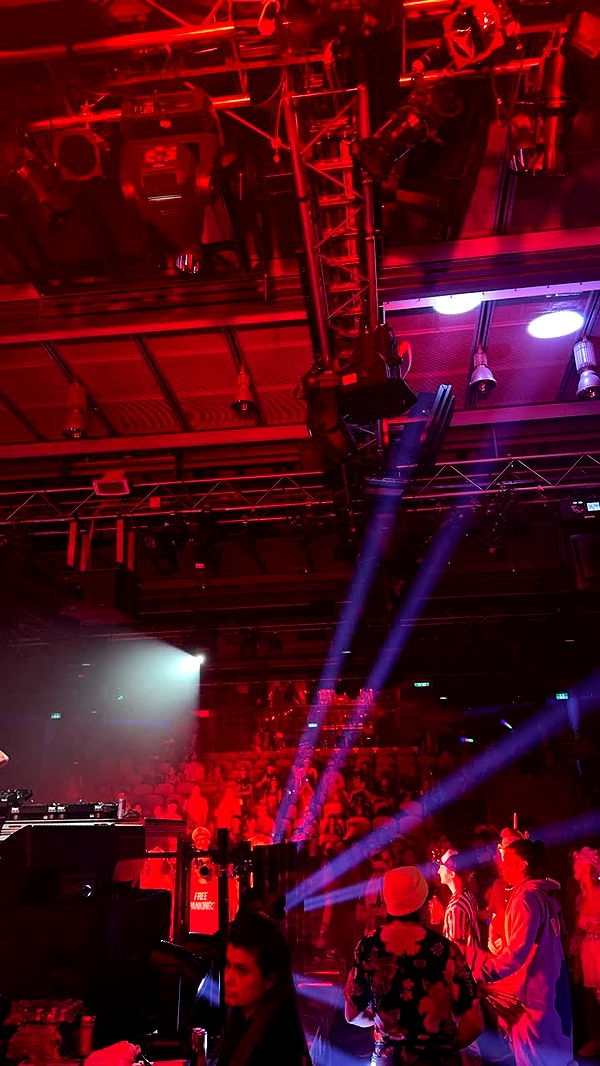 skilahblue image ~ Altpins