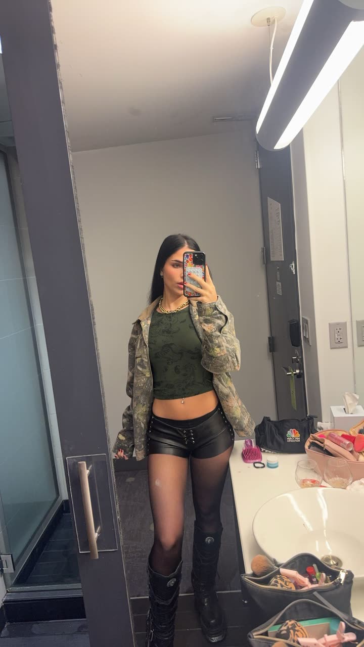 skilahblue snapchat image archive image