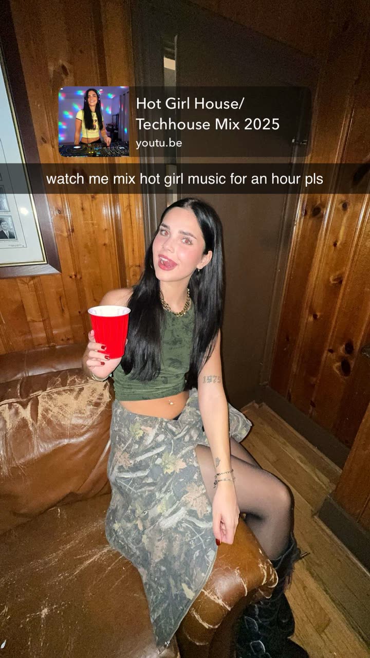 skilahblue snapchat image archive image