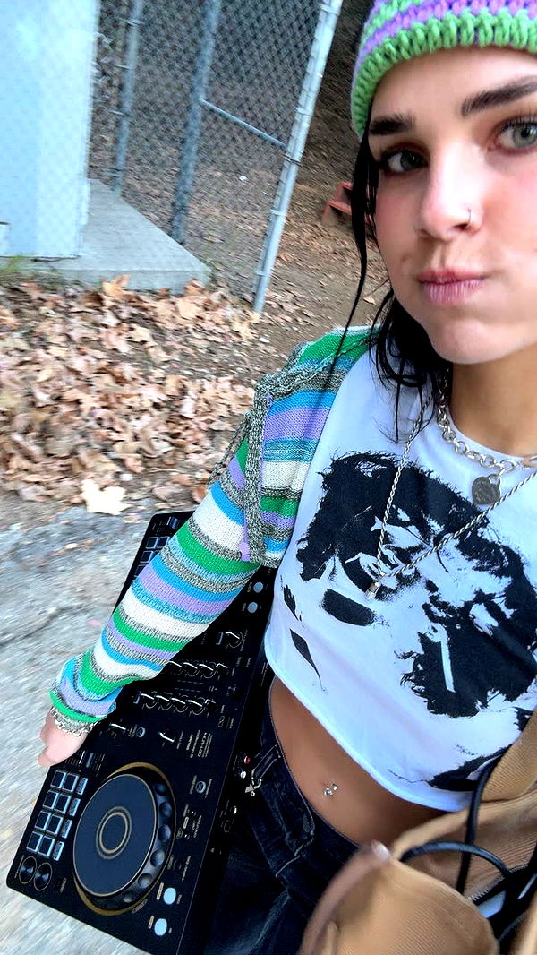 skilahblue image ~ Altpins