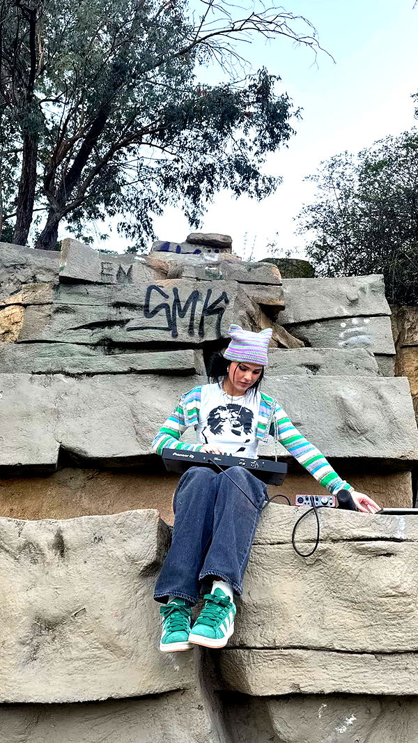 skilahblue image ~ Altpins