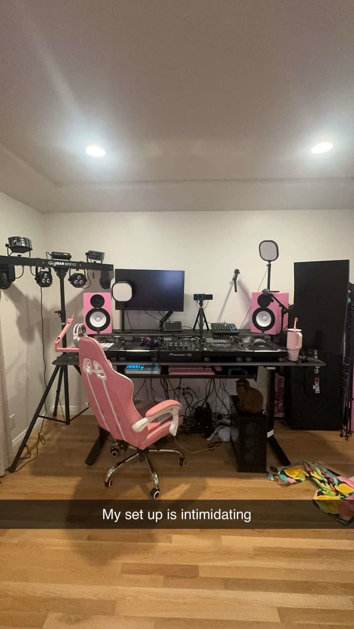 skilahblue snapchat image archive image