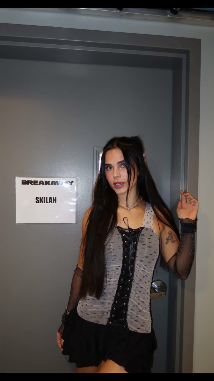 skilahblue snapchat image archive image