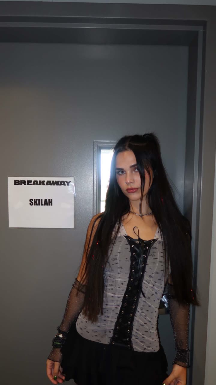 skilahblue snapchat image archive image