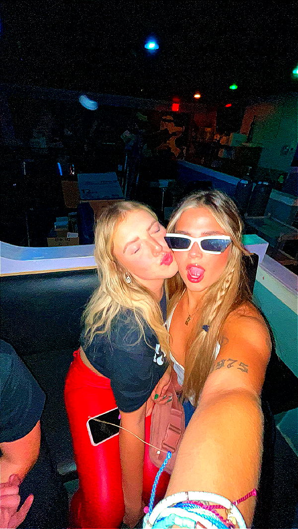 skilahblue image ~ Altpins