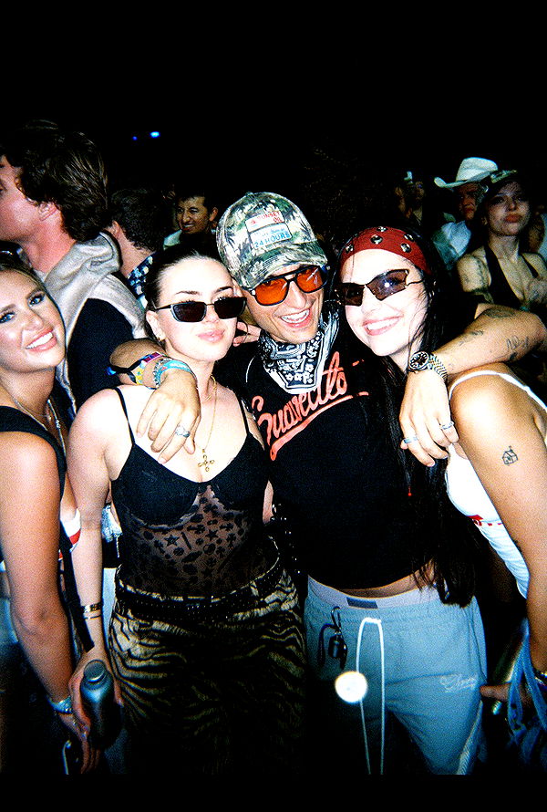 skilahblue image ~ Altpins