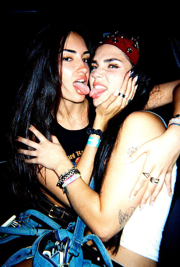 skilahblue image ~ Altpins