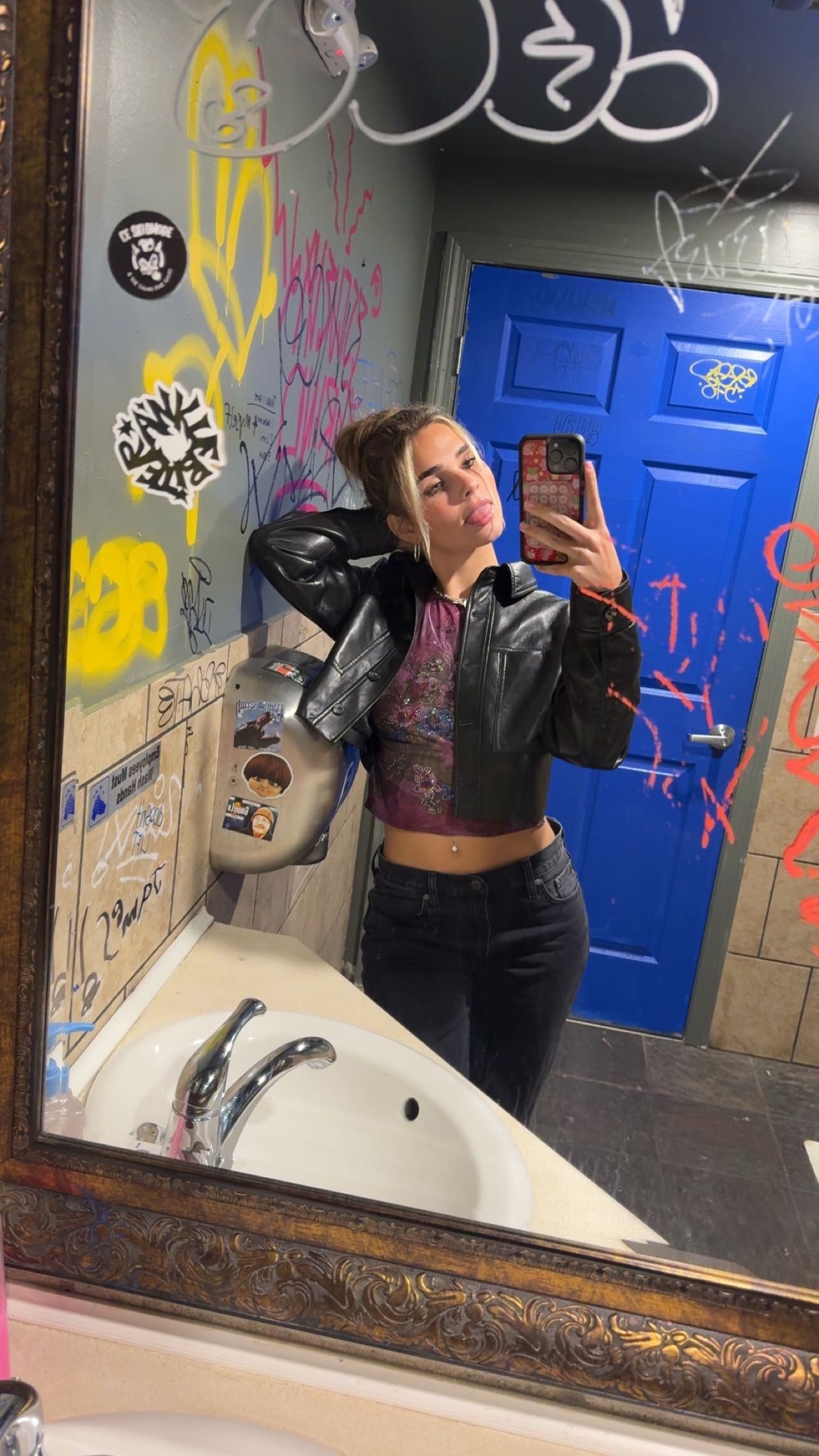 skilahblue snapchat image archive image