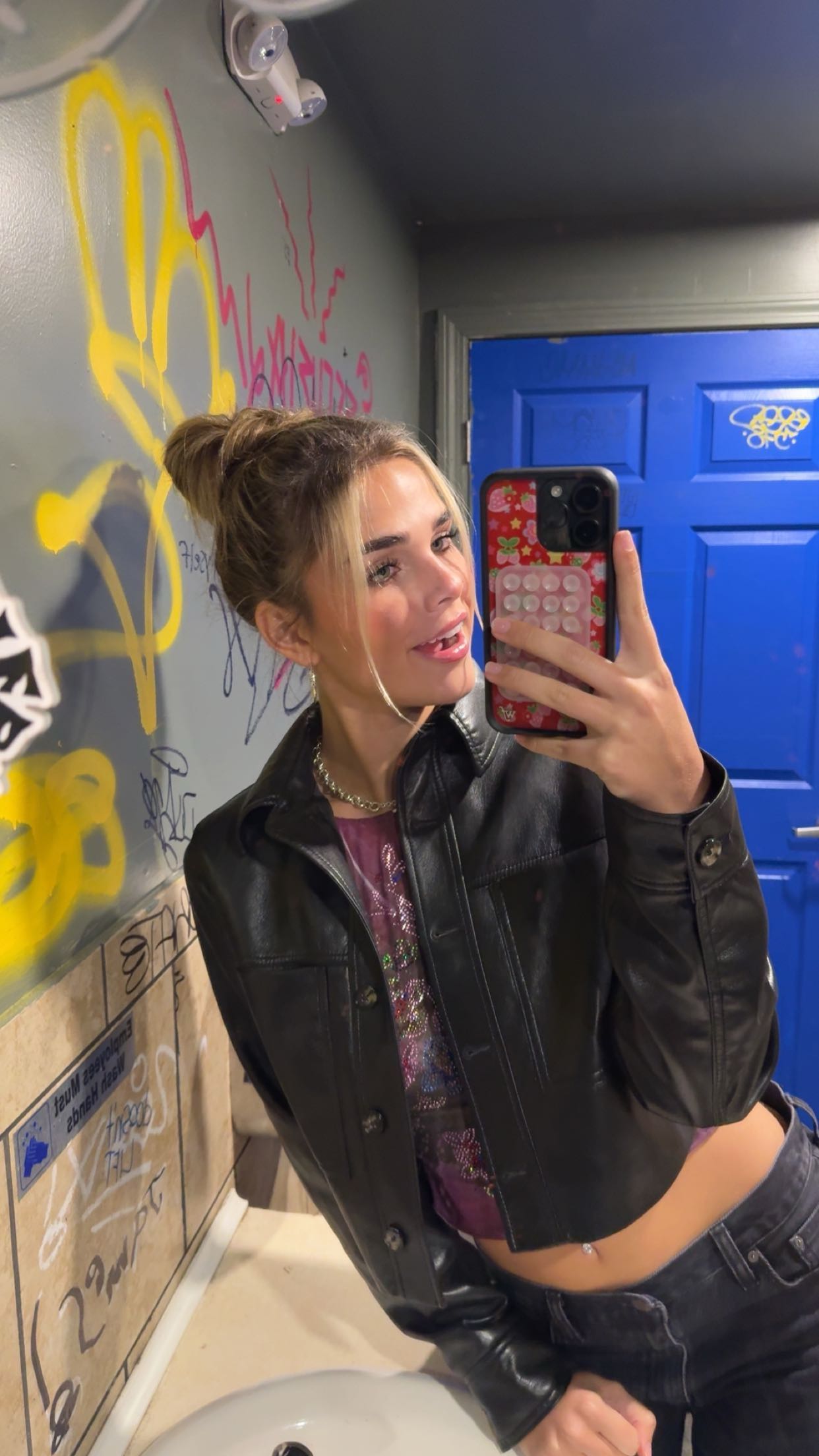 skilahblue snapchat image archive image