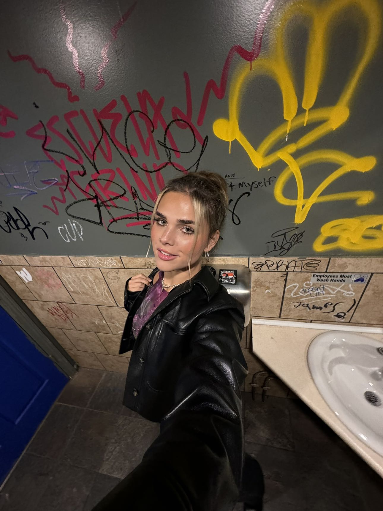 skilahblue snapchat image archive image