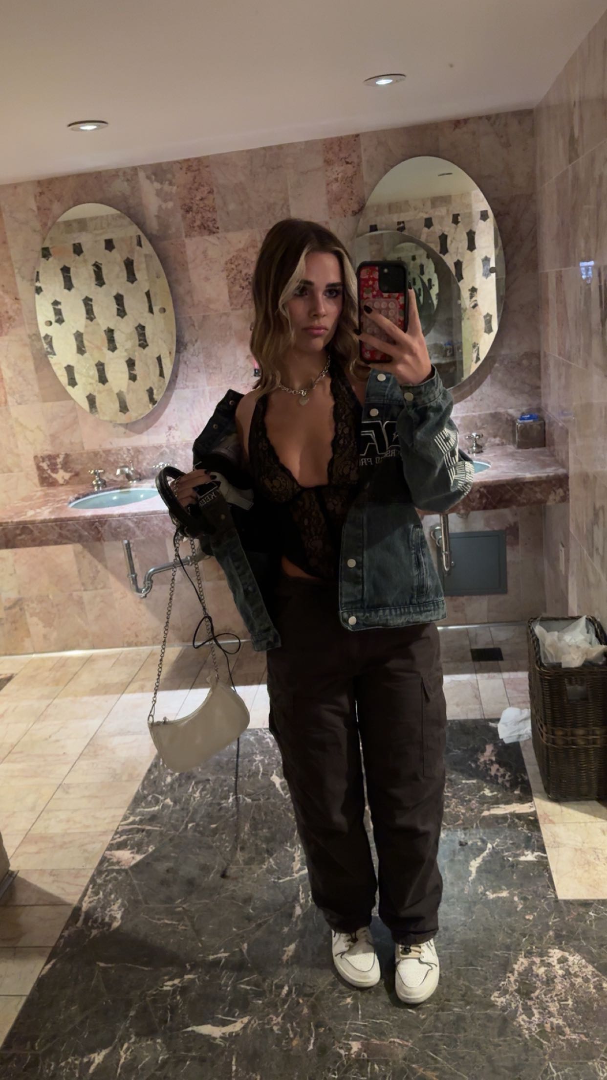 skilahblue snapchat image archive image