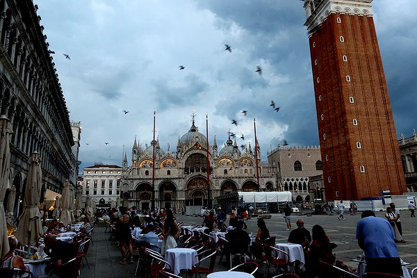 skilahblue image ~ Altpins