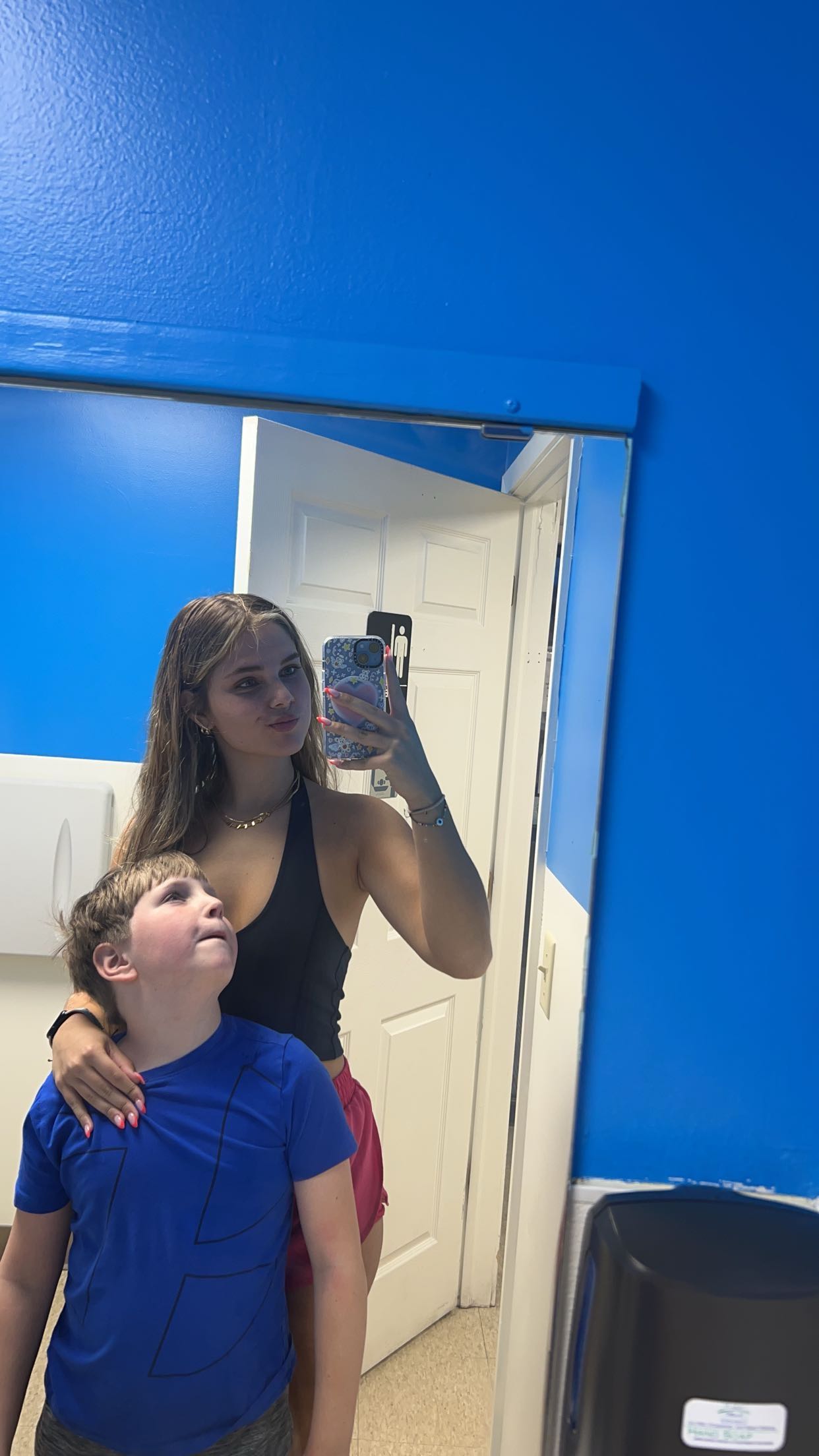 skilahblue snapchat image archive image