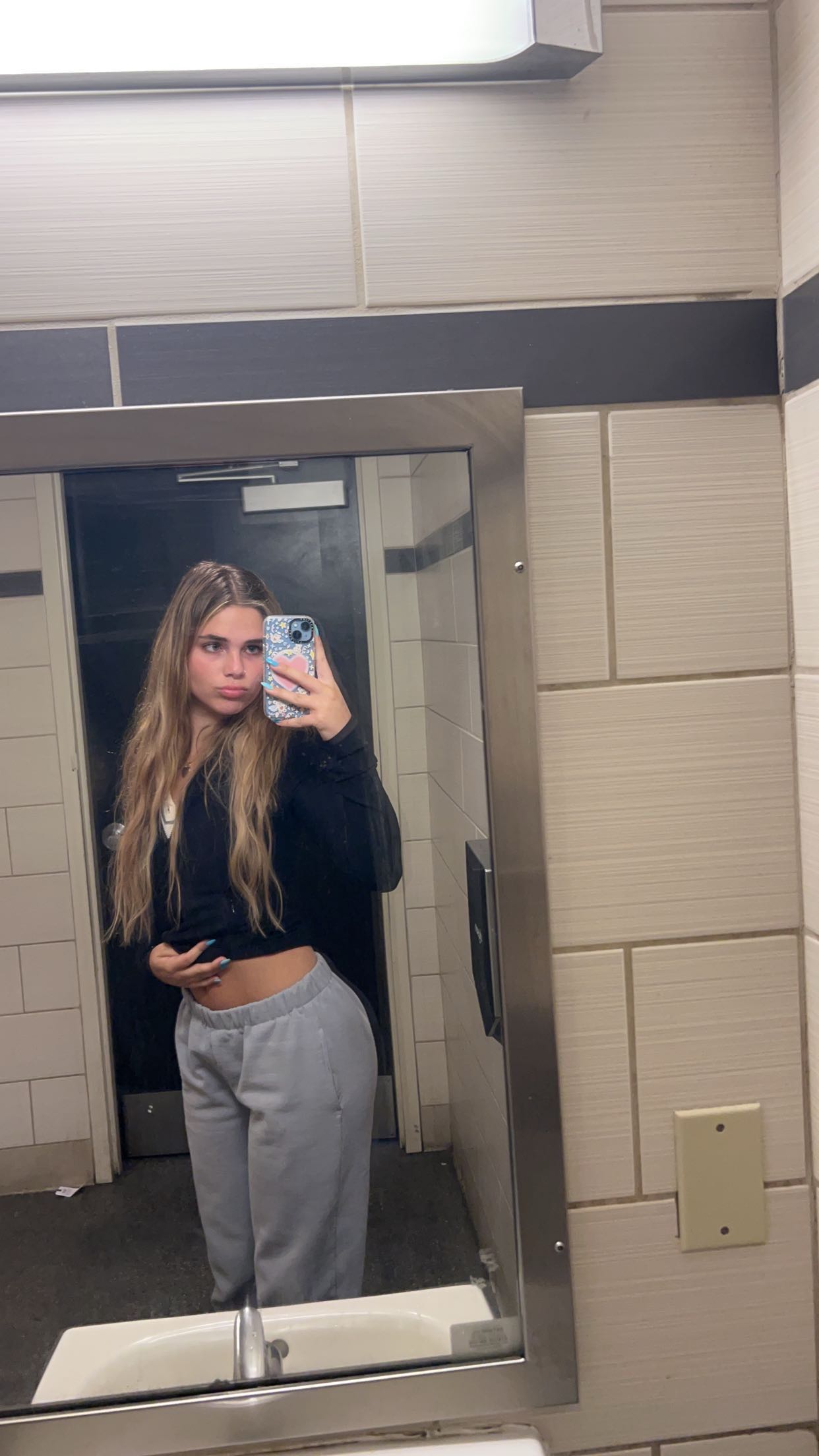 skilahblue snapchat image archive image