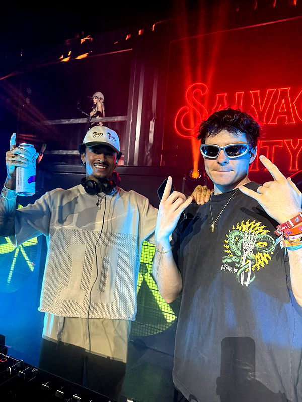 skilahblue image ~ Altpins