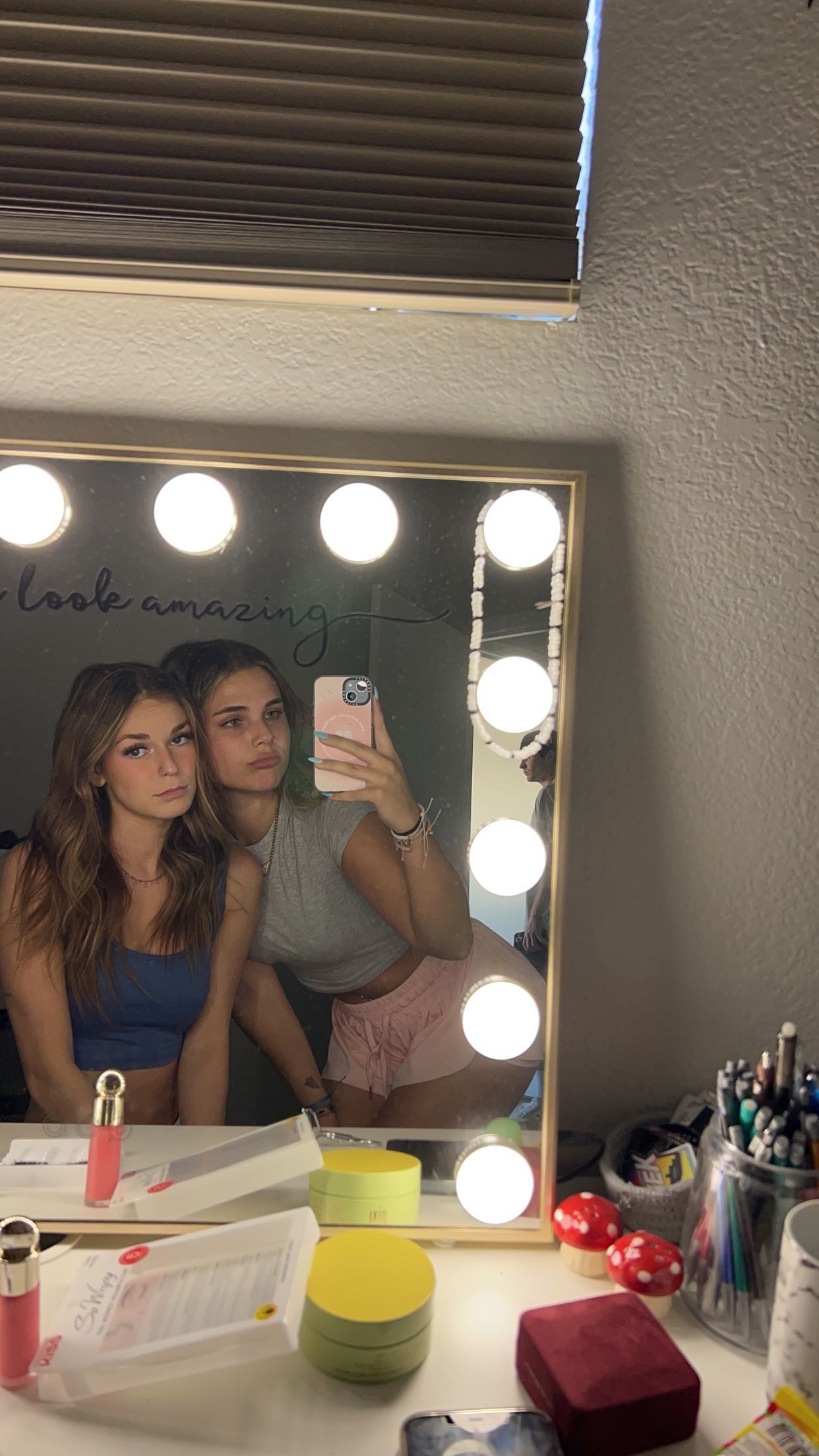 skilahblue snapchat image archive image