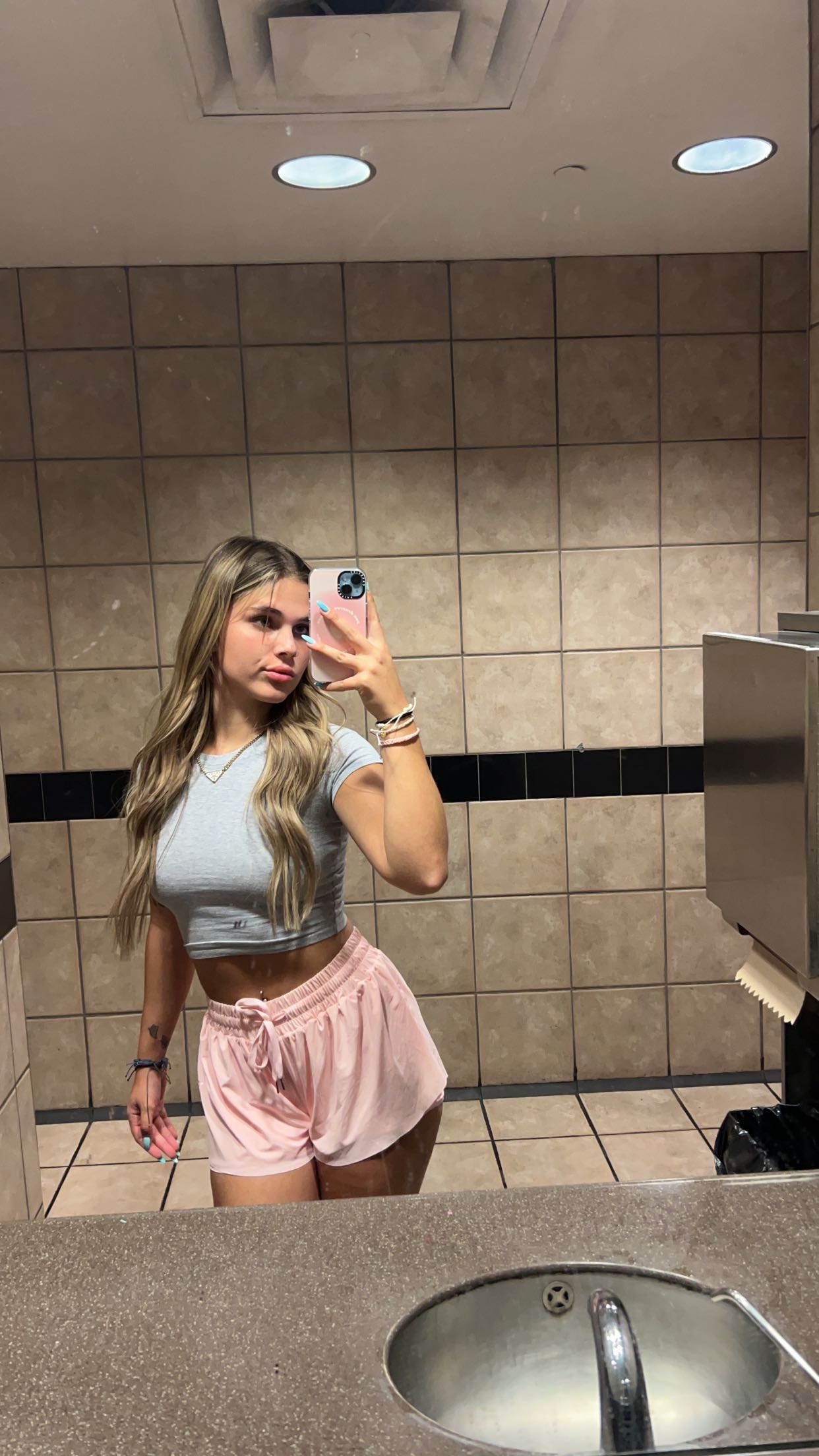 skilahblue snapchat image archive image