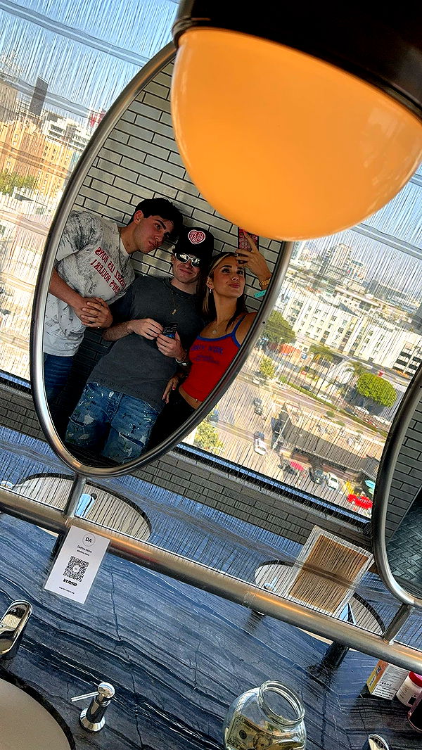 skilahblue image ~ Altpins