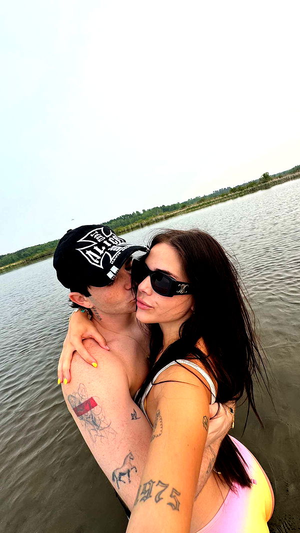 skilahblue image ~ Altpins