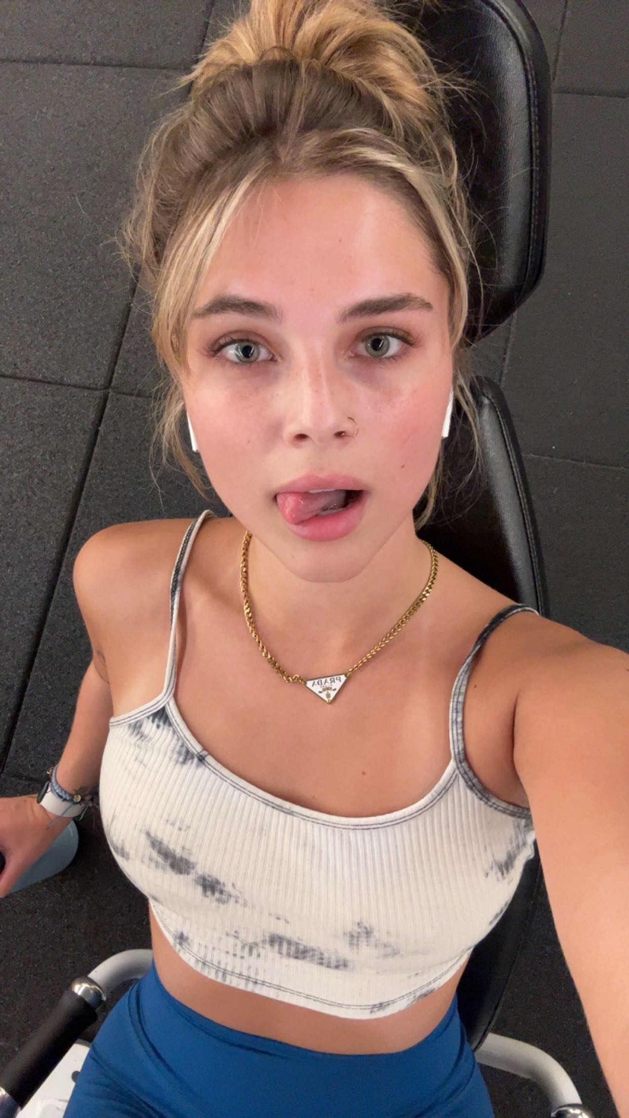 skilahblue snapchat image archive image