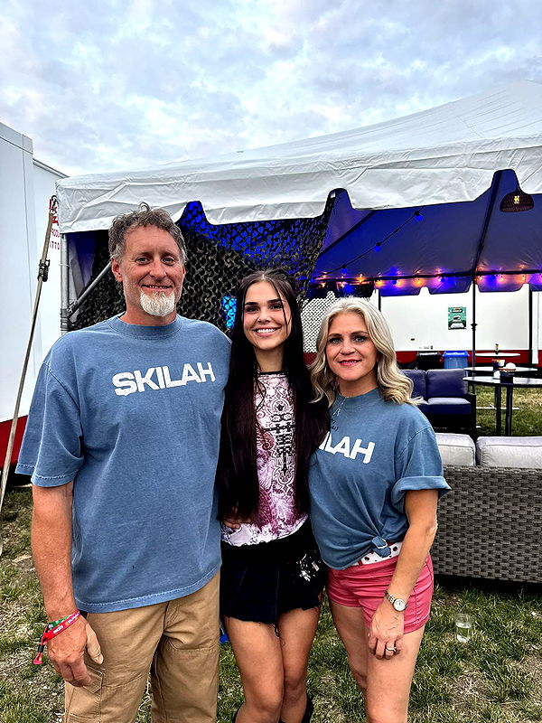 skilahblue image ~ Altpins