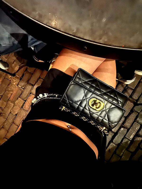 skilahblue image ~ Altpins