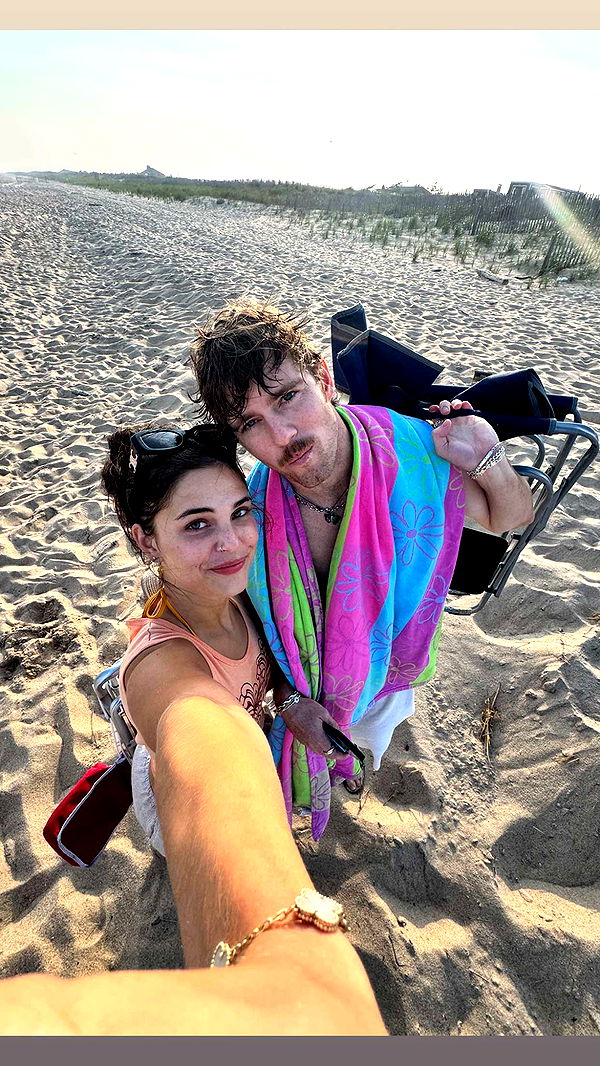 skilahblue image ~ Altpins