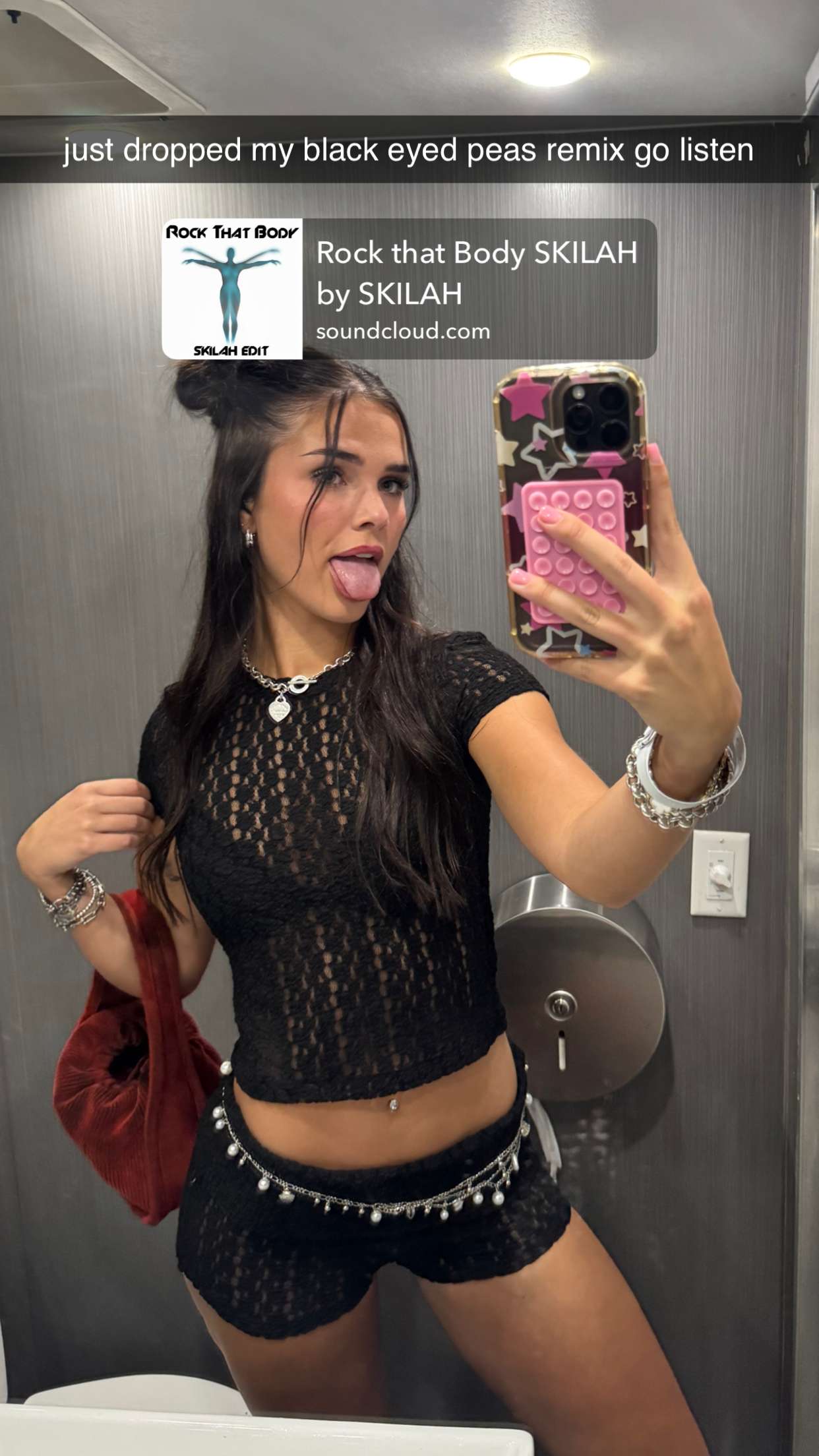 skilahblue snapchat image archive image