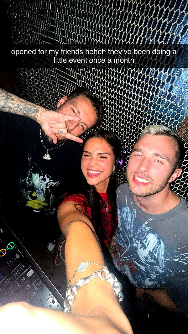 skilahblue image ~ Altpins