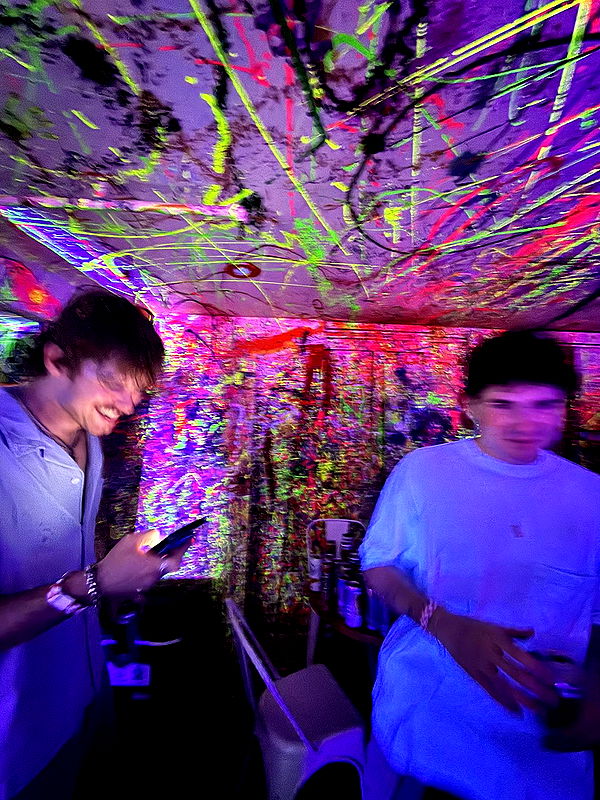 skilahblue image ~ Altpins