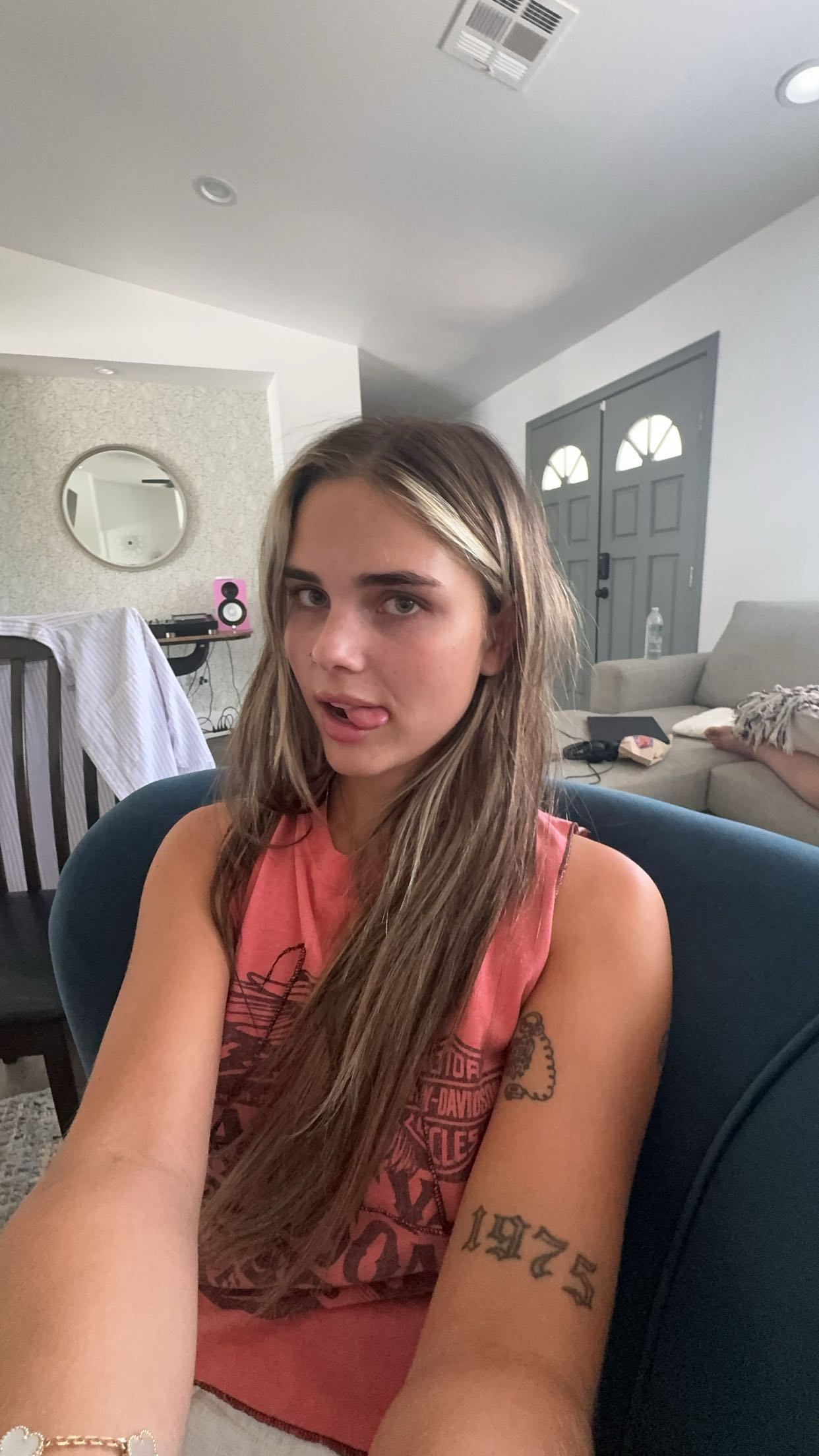 skilahblue snapchat image archive image