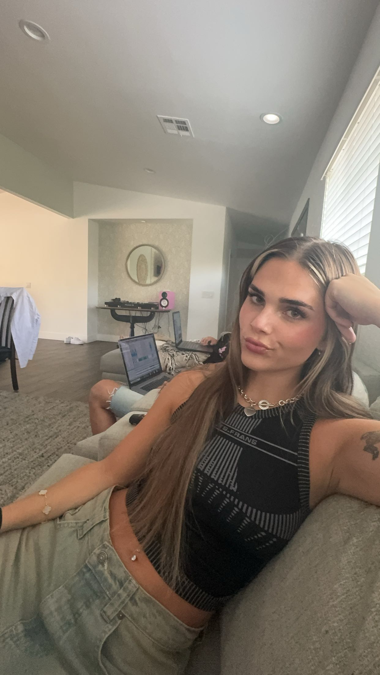 skilahblue snapchat image archive image